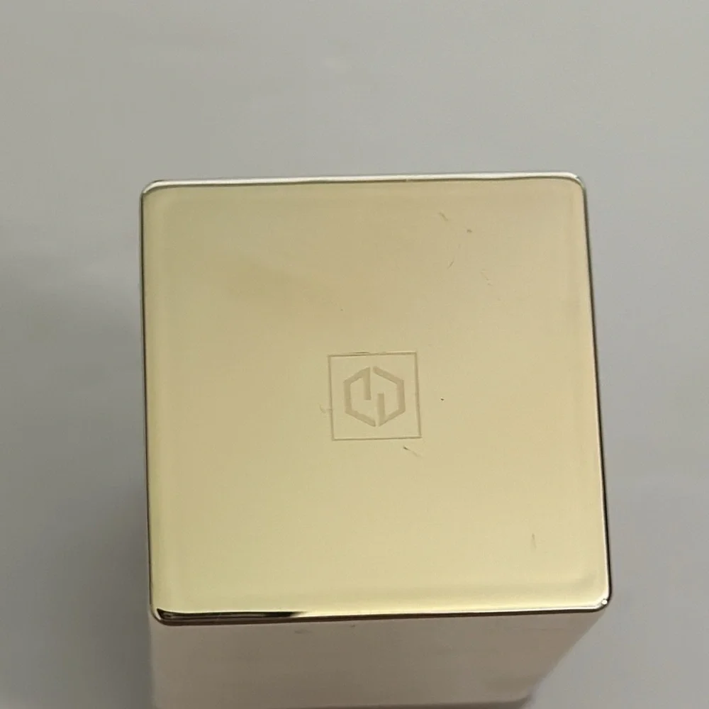 Jouer Essential High Coverage Crème Foundation in toffee